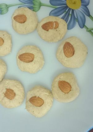 A picture of Khoya (Mawa) laddu.