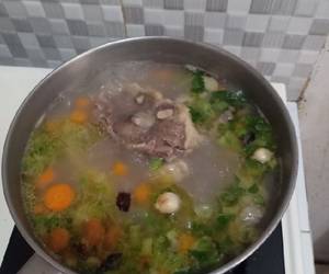 Gampangnya Menyajikan Sop Buntut Sapi Enak dan Sehat Gampangnya Menyajikan Sop Buntut Sapi Enak dan Sehat