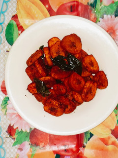 "வாழைக்காய் வறுவல்"(Raw Banana Fry) செய்முறை முக்கிய புகைப்படம்