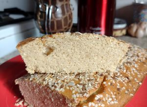 Una foto de Pan de harina de garbanzos, versión 2. Súper fácil! 😉