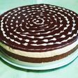 Cheesecake με καραμελωμένο ζαχαρούχο και σοκολάτα