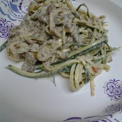 A picture of Zucchini white spaghetti.