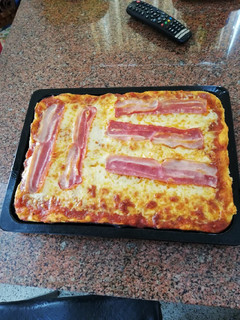 Una foto de Pizza de domingo
