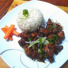 A picture of Black pepper Chicken.