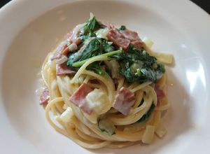 Foto resep Spaghetti carbonara with spinach🍝