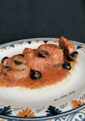 Una foto de Solomillo de cerdo con aceitunas