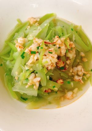 Hình của món Bầu nấu tôm.