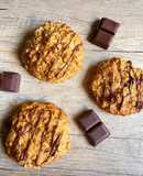 Galletas de avena con manzana, canela y chocolate negro