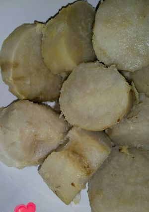 A picture of Boiled sweet potato.