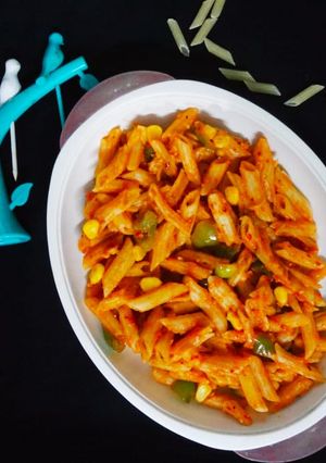 A picture of Red Sauce Pasta.