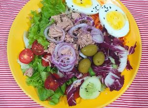 Una foto de 🍚Ensalada veraniega 🥗