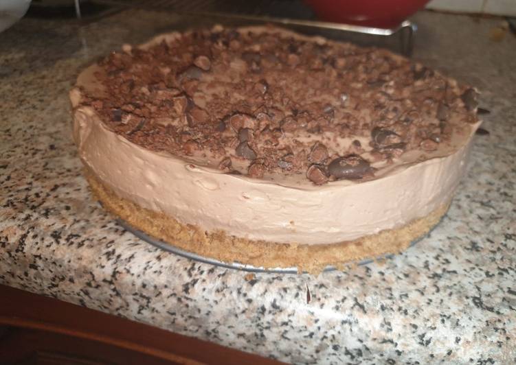 Stephanie's Galaxy Minstrels Cheesecake Stephanie's Galaxy Minstrels Cheesecake