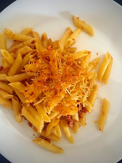 Una foto de Macarrones con chorizo parrillero