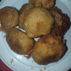 A picture of Yam Balls.