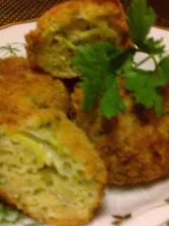Cukkinis-burgonyás golyó recept fotója
