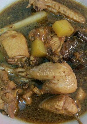 Foto resep Semur Ayam Kentang ala mama Dave