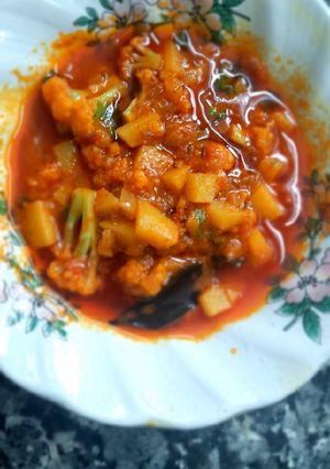 A picture of Gobhi nu shak.