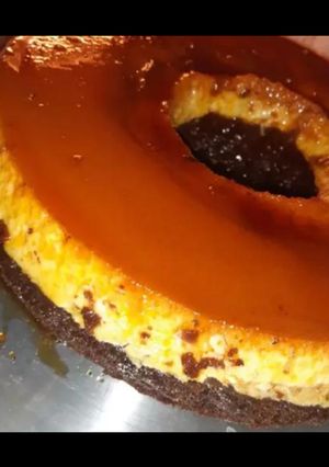 Una foto de Torta imposible o chocoflan
