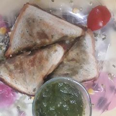 A picture of Soya Sprout sandwich.