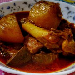 A picture of Mutton Curry.