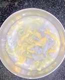 Bánh canh rau củ nước hầm xương cho bé