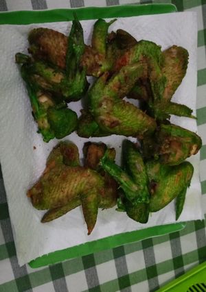 Foto resep Ayam Goreng Hijau (Green Chicken Wings)