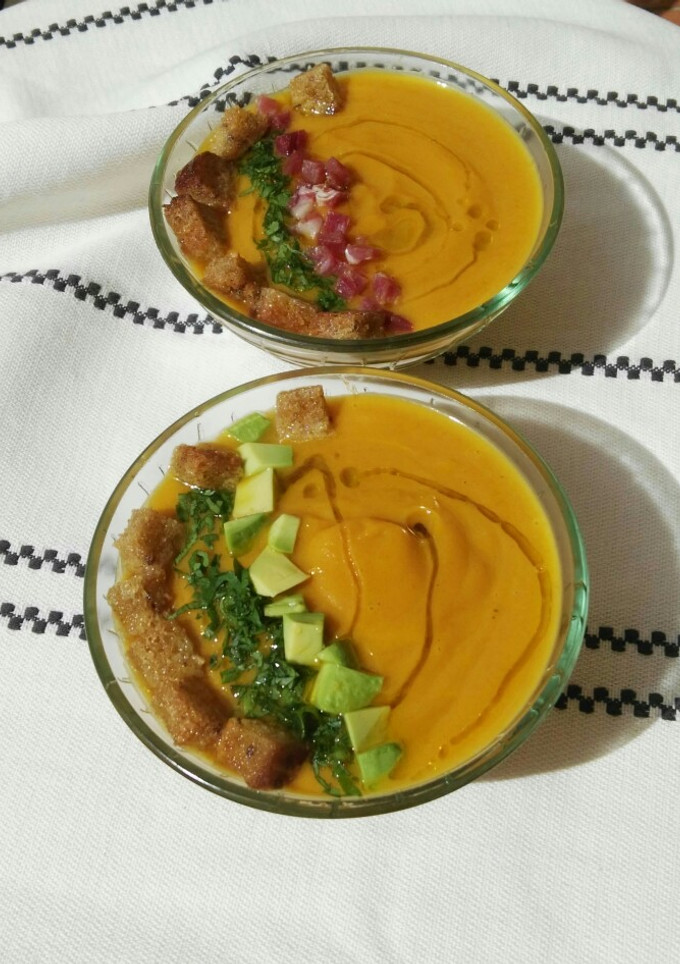 Una foto de Crema de calabaza y zanahoria