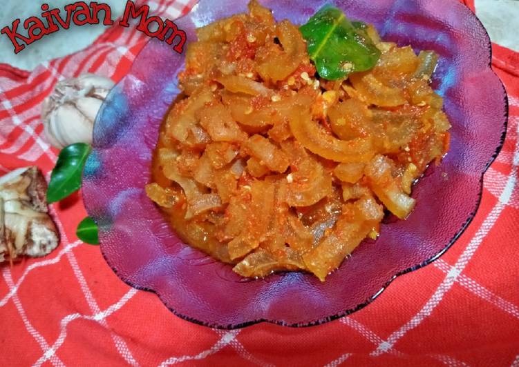 22. Kikil Pedas Manis