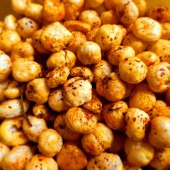 A picture of Cheesy Masala Makhana.