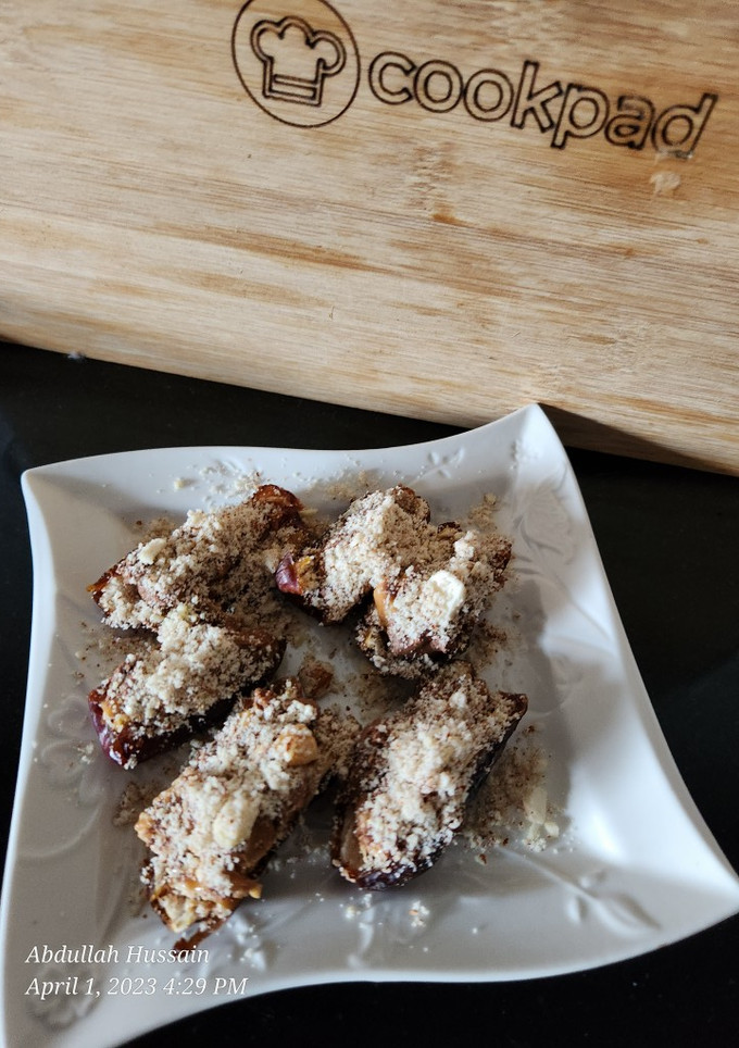 A picture of Snicker Filled Dates.