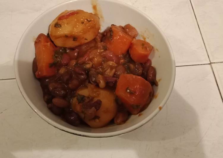 Simple Way to Make Quick Nyoyo, Githeri, Maenjere