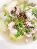 Cá lóc nấu canh bầu