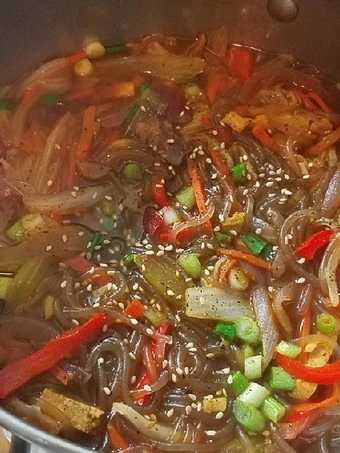 Recipe Veggie rich Sour &amp; Spicy beef glass noodle soup 蔬菜版牛肉酸辣汤 the Can Spoil the Tongue Appealing