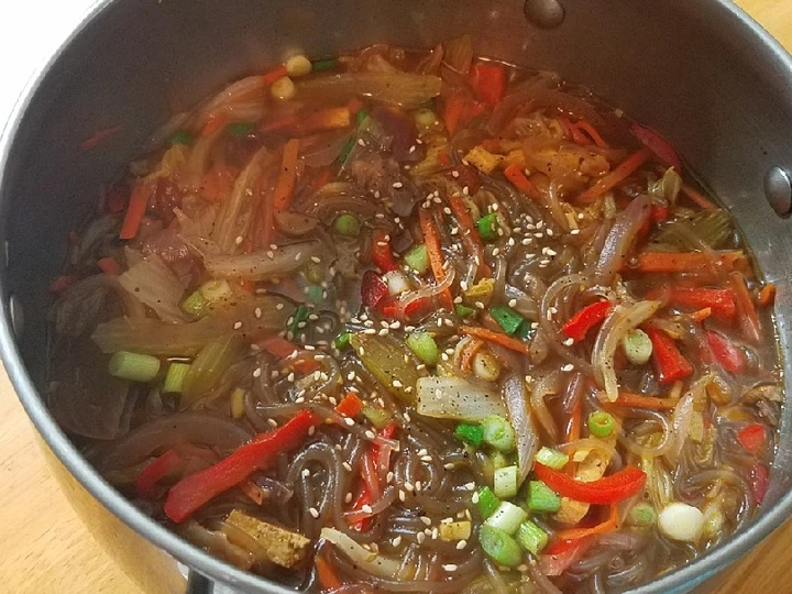Easy Way Prepare Veggie rich Sour & Spicy beef glass noodle soup 蔬菜版牛肉酸辣汤 the Can Spoil the Tongue So Delicious