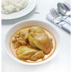 A picture of Kare Ayam Tempe.