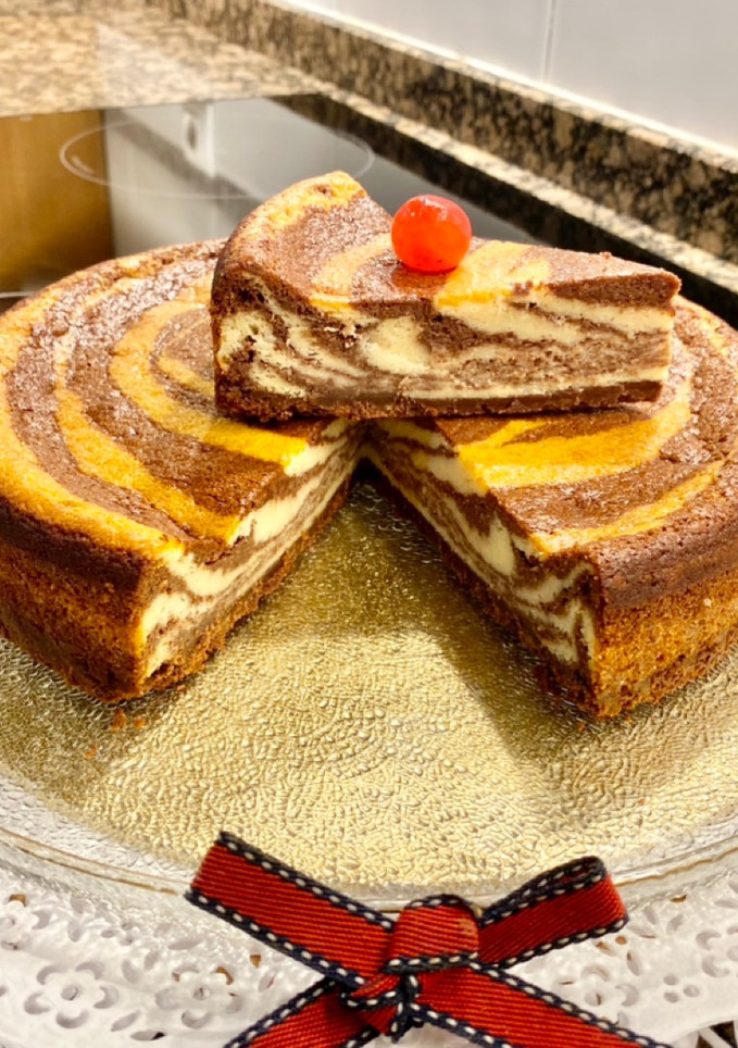 Una foto de Tarta con queso mascarpone, ricotta y chocolate