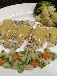 Foto principal de Menestra de verduras con lenguado y salsa de calabacín