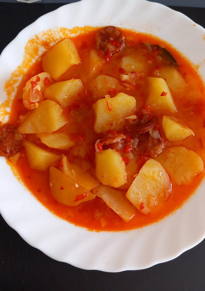 Una foto de Patatas a la riojana