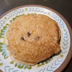 A picture of Banana and Raisin Pancake.