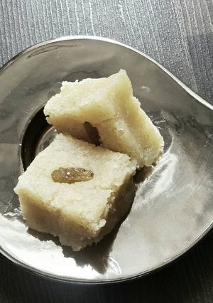 A picture of Tender Coconut Barfi.