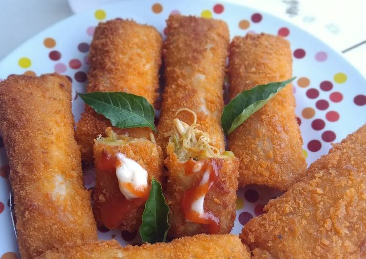 Resep: Di RumahRisoles Ayam sayur🤭