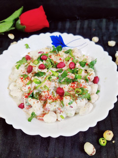 मखाना रायता (makhana raita recipe in Hindi) रेसिपी मुख्य फोटो