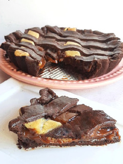 Una foto de PASTA FROLA OINK! De chocolate y dulce de leche!