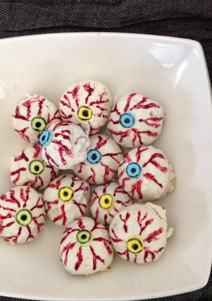 Una foto de Ojos de chocolate para Halloween