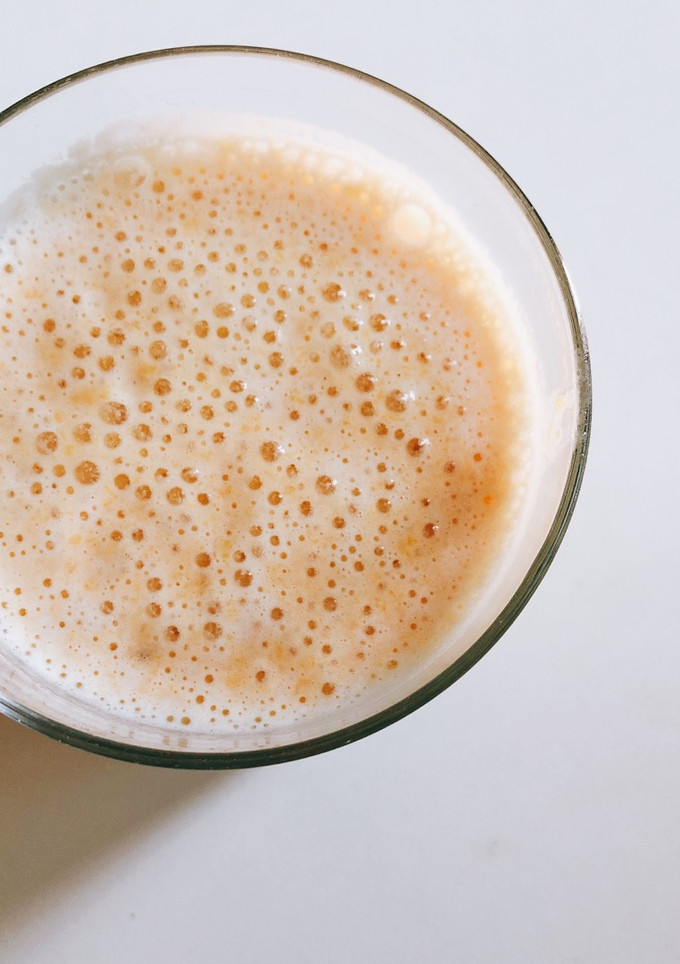 Una foto de Smoothie de mango y plátano
