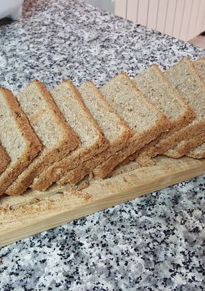 Una foto de Pan de espelta 🍞 en panificadora  (con poolish)