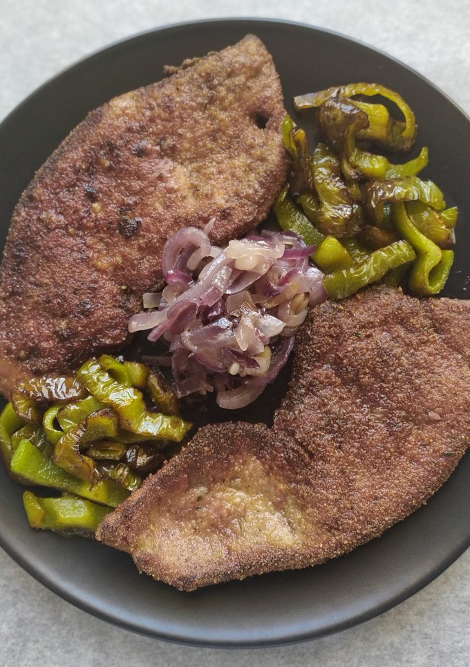 Una foto de Filetes de hígado empanados