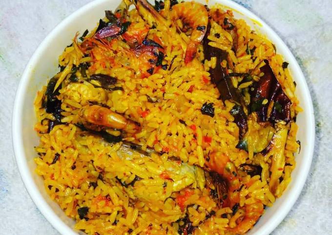 Steps to Make Favorite Palm oil rice