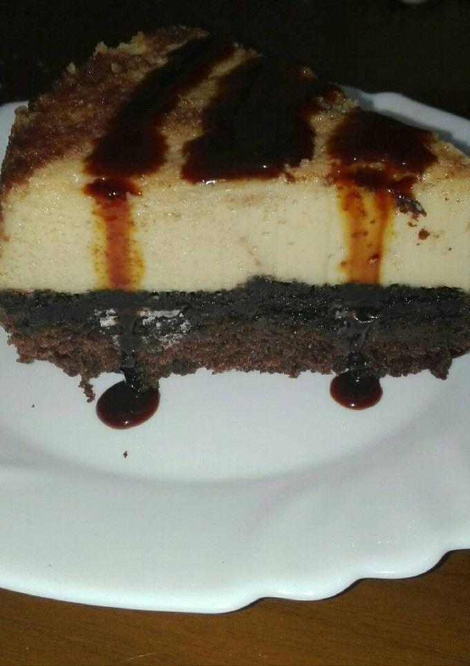 Una foto de Brownie flan y galletas oreo en la olla GM g