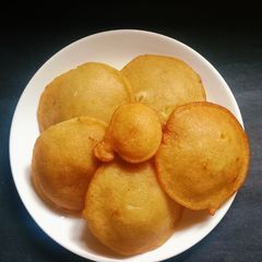 A picture of Bihari style Malpua.